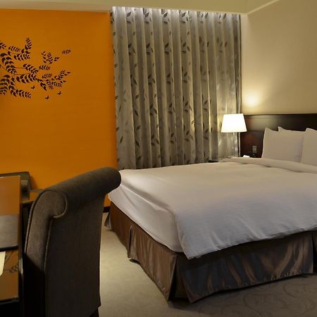 Lailai Hotel Taichung Exterior foto