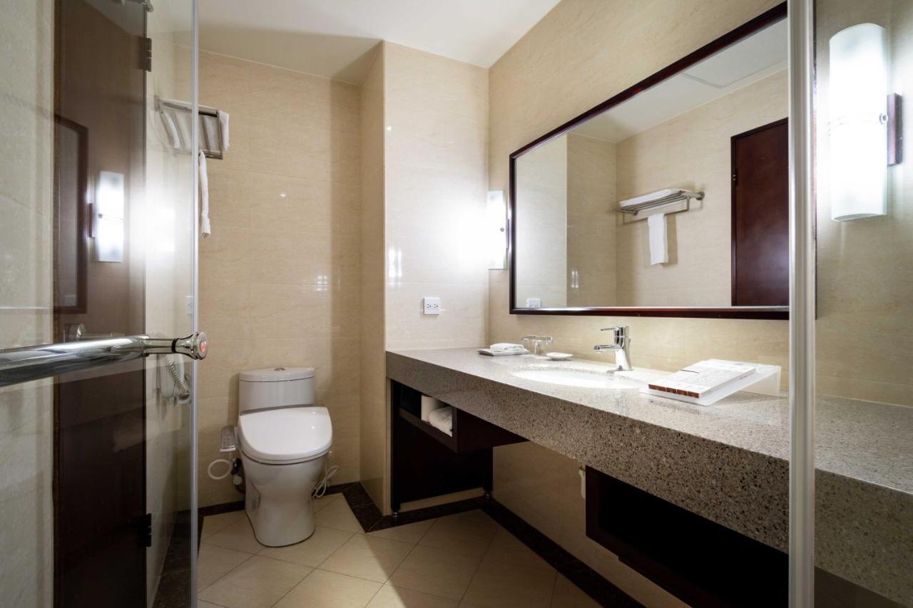 Lailai Hotel Taichung Exterior foto