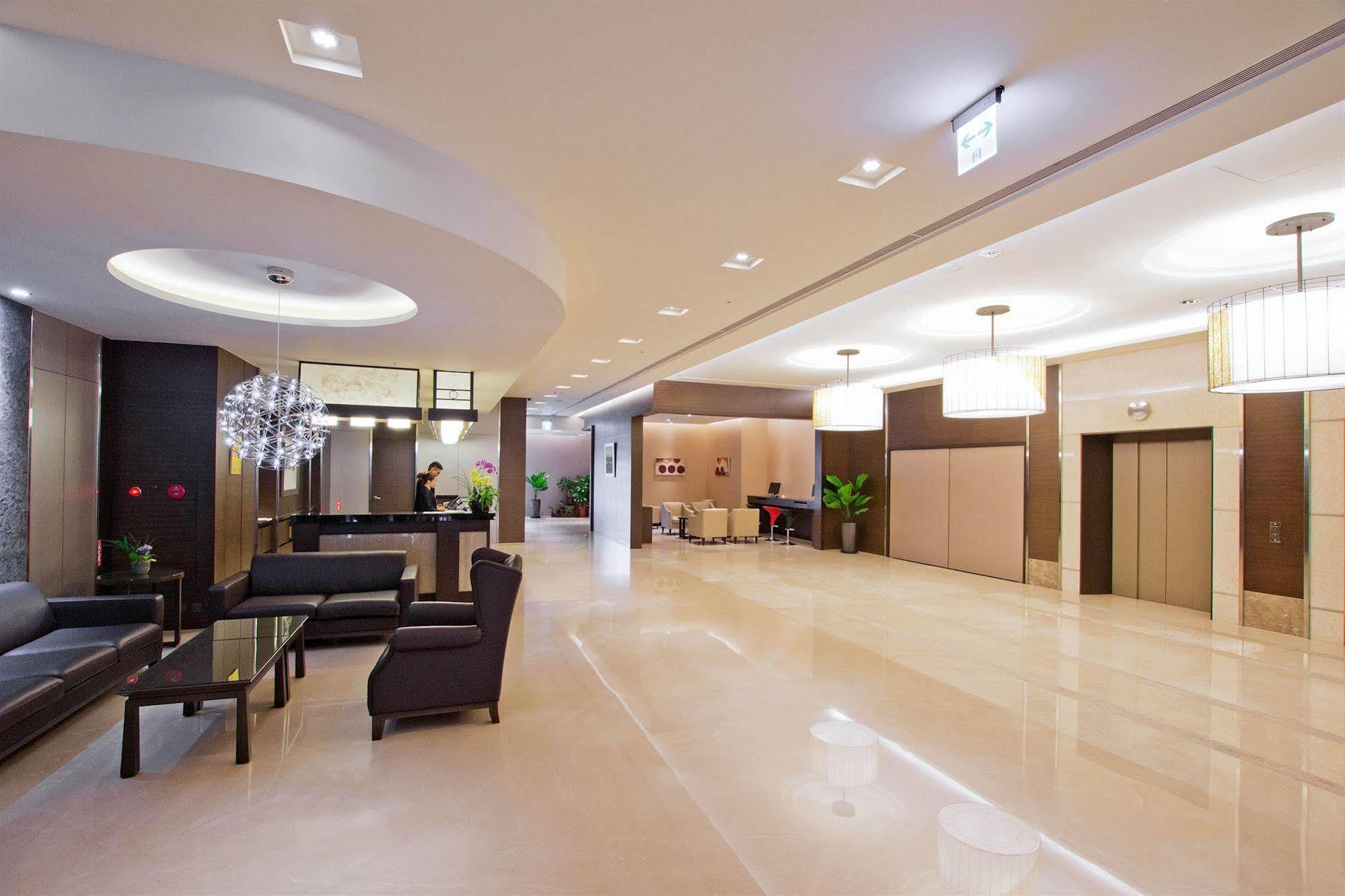 Lailai Hotel Taichung Exterior foto