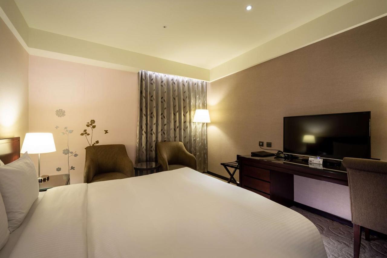 Lailai Hotel Taichung Exterior foto