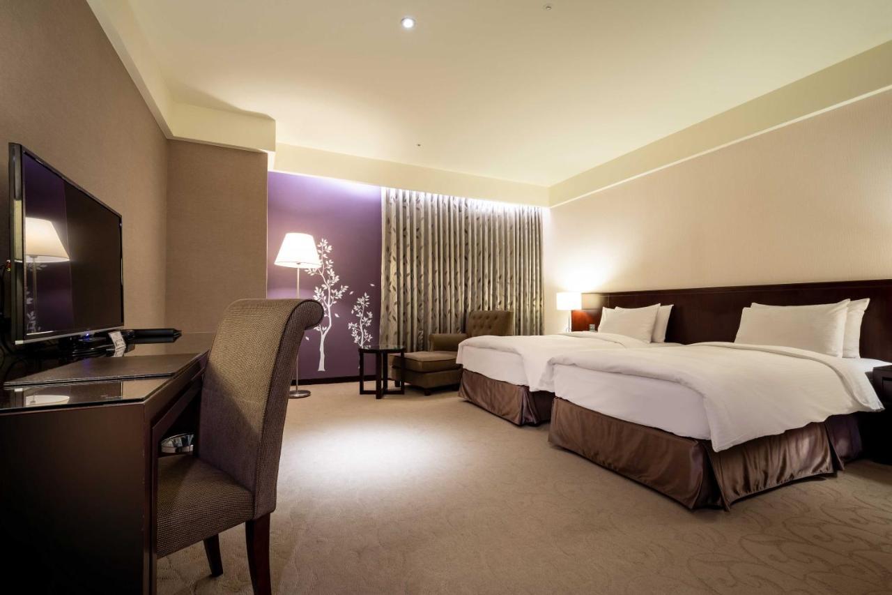 Lailai Hotel Taichung Exterior foto