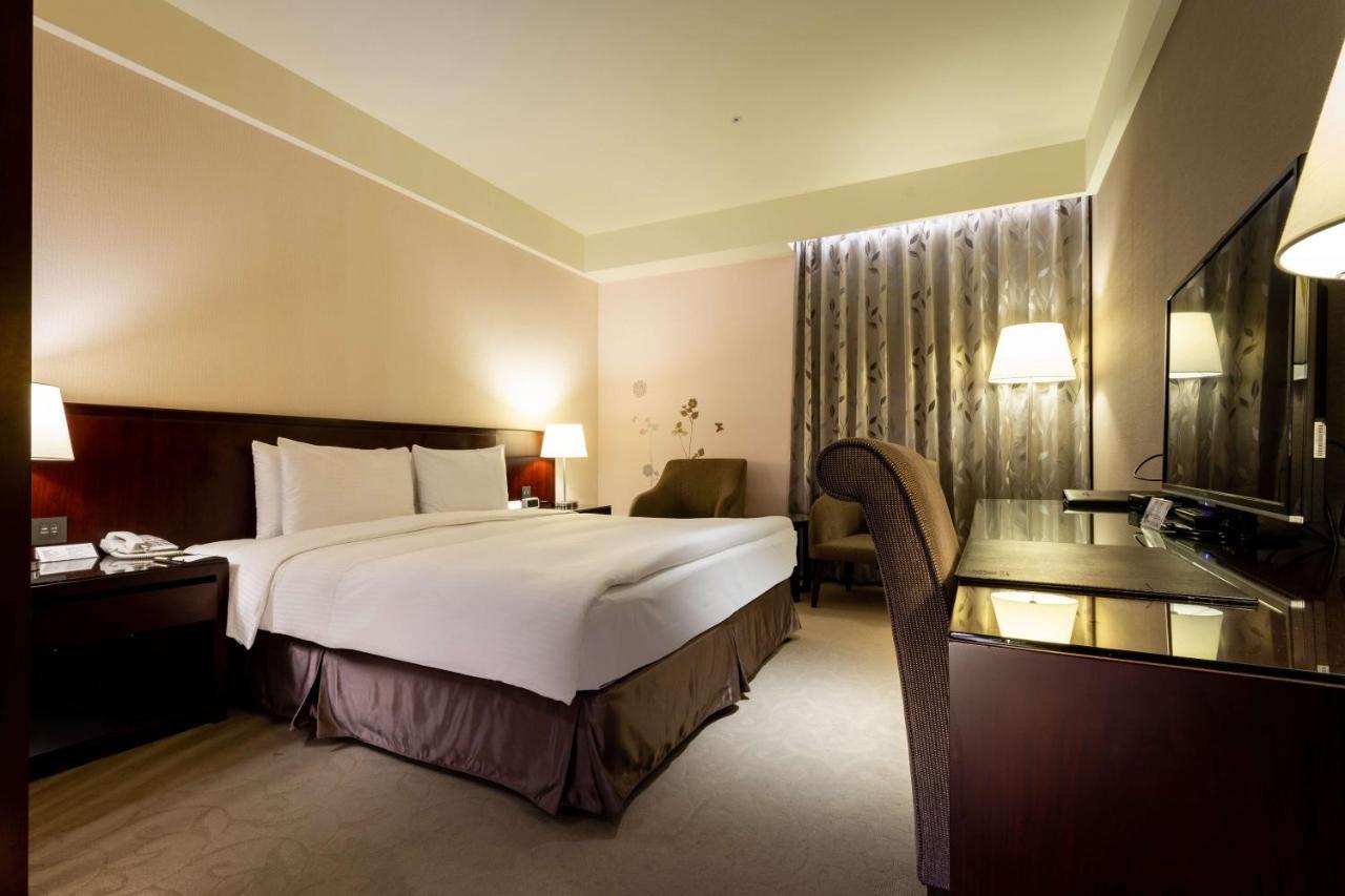 Lailai Hotel Taichung Exterior foto