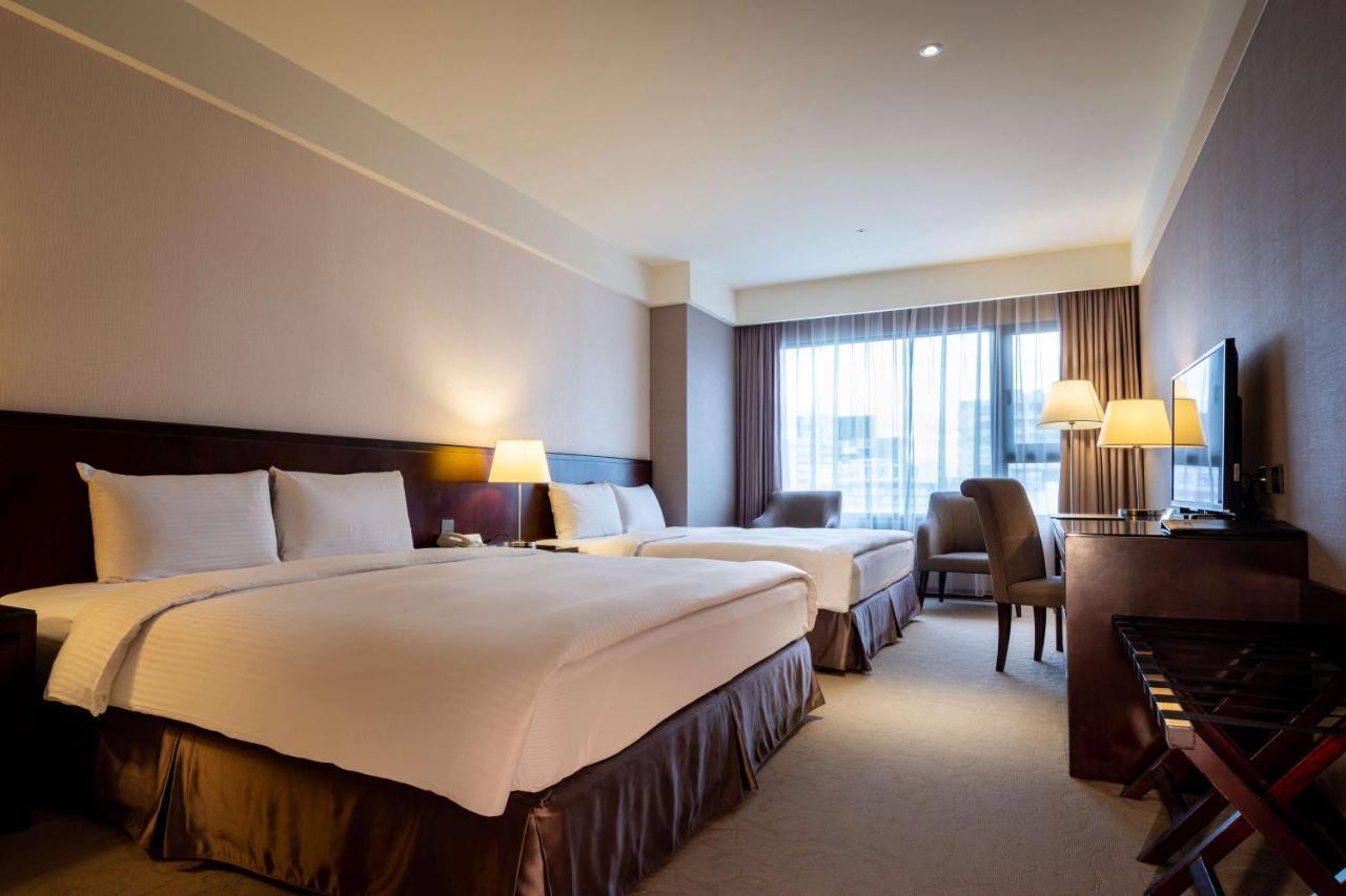 Lailai Hotel Taichung Exterior foto